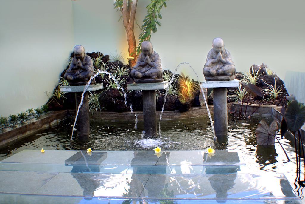 Bonsai Villas Seminyak Rom bilde